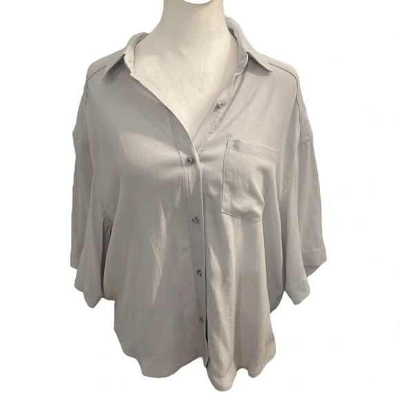 NWT Gentle Fawn Short Sleeve Collar Button Down Lilac Top Shirt XS - Picture 3 of 14